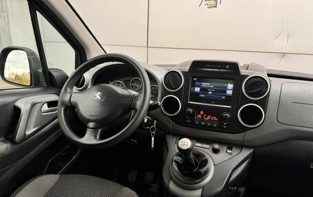 Peugeot Partner II рестайлинг 2, 2015 год, 939 999 рублей, 6 фотография