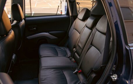 Mitsubishi Outlander III рестайлинг 3, 2012 год, 1 350 000 рублей, 17 фотография