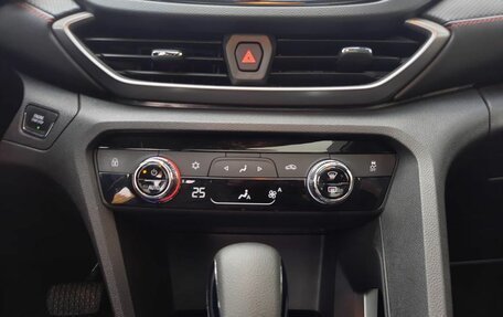 Chevrolet Orlando, 2022 год, 1 950 000 рублей, 22 фотография