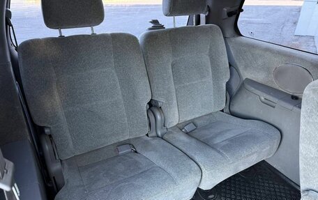 KIA Carnival III, 2005 год, 644 999 рублей, 15 фотография