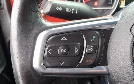 Jeep Wrangler, 2021 год, 4 210 000 рублей, 15 фотография