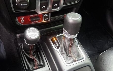 Jeep Wrangler, 2021 год, 4 210 000 рублей, 22 фотография