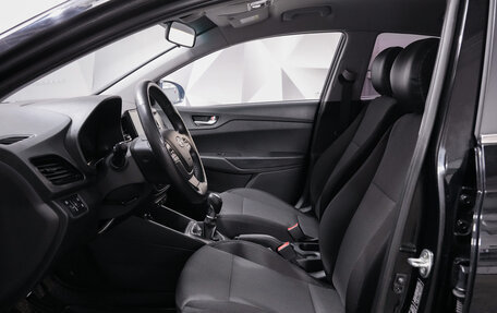 Hyundai Solaris II рестайлинг, 2021 год, 1 550 000 рублей, 10 фотография