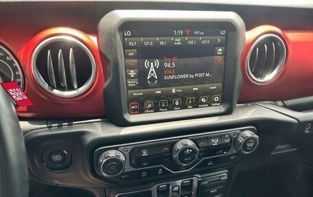 Jeep Wrangler, 2022 год, 4 650 000 рублей, 19 фотография