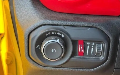 Jeep Wrangler, 2021 год, 4 541 000 рублей, 33 фотография