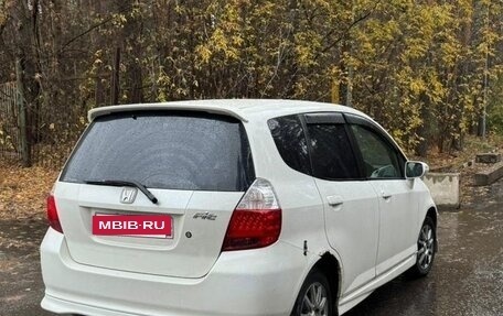 Honda Fit III, 2002 год, 380 000 рублей, 6 фотография