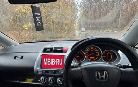 Honda Fit III, 2002 год, 380 000 рублей, 4 фотография