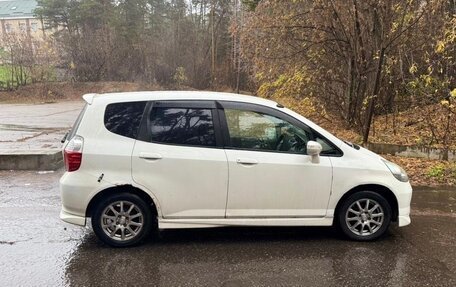 Honda Fit III, 2002 год, 380 000 рублей, 11 фотография