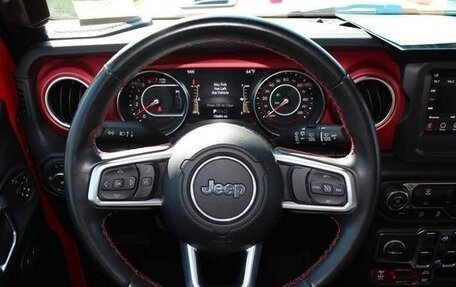 Jeep Wrangler, 2021 год, 4 700 000 рублей, 17 фотография