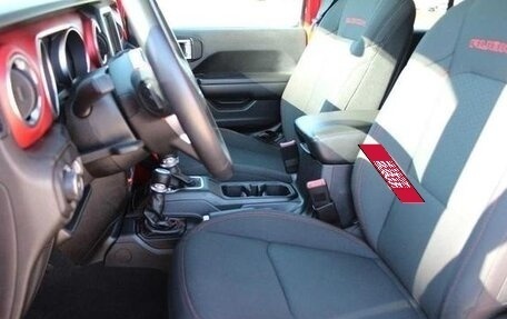 Jeep Wrangler, 2021 год, 4 700 000 рублей, 26 фотография