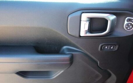 Jeep Wrangler, 2021 год, 4 700 000 рублей, 32 фотография