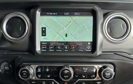 Jeep Wrangler, 2022 год, 5 750 000 рублей, 27 фотография