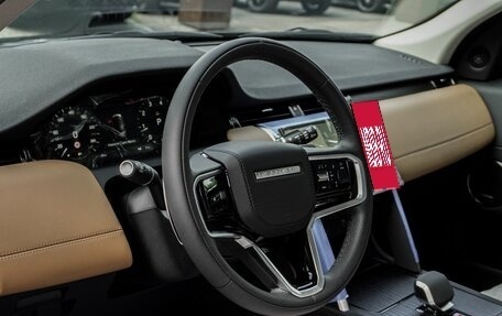 Land Rover Discovery Sport I рестайлинг, 2025 год, 6 499 000 рублей, 15 фотография