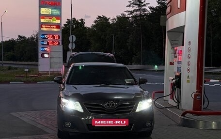 Toyota Camry, 2011 год, 1 400 000 рублей, 4 фотография