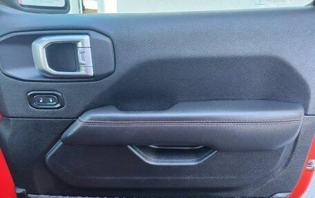 Jeep Wrangler, 2021 год, 3 940 000 рублей, 8 фотография