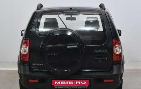 Chevrolet Niva I рестайлинг, 2015 год, 699 000 рублей, 3 фотография