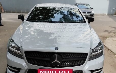 Mercedes-Benz CLS, 2011 год, 2 200 000 рублей, 2 фотография