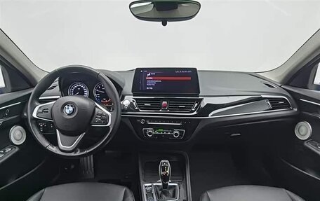 BMW 1 серия, 2022 год, 1 790 000 рублей, 6 фотография