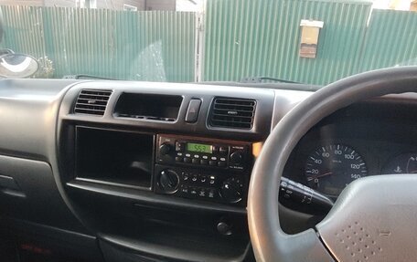 Mazda Bongo IV, 2007 год, 650 000 рублей, 8 фотография