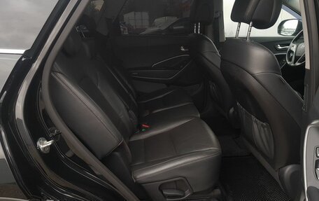 Hyundai Santa Fe III рестайлинг, 2015 год, 2 345 000 рублей, 20 фотография