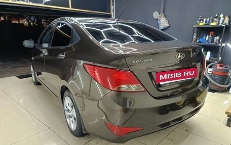 Hyundai Solaris II рестайлинг, 2015 год, 920 000 рублей, 13 фотография