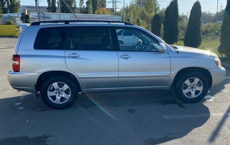 Toyota Highlander III, 2004 год, 1 155 000 рублей, 2 фотография