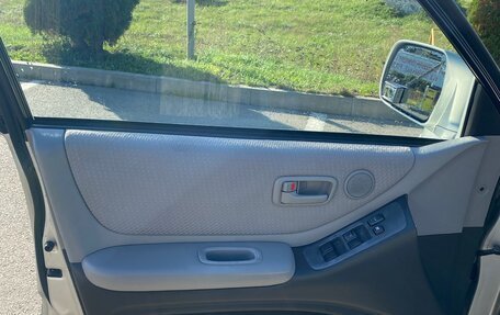 Toyota Highlander III, 2004 год, 1 155 000 рублей, 8 фотография