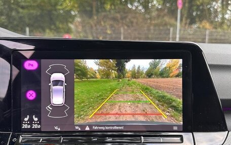 Volkswagen Golf VIII, 2021 год, 1 750 011 рублей, 15 фотография