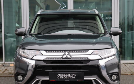 Mitsubishi Outlander III рестайлинг 3, 2021 год, 2 199 000 рублей, 8 фотография