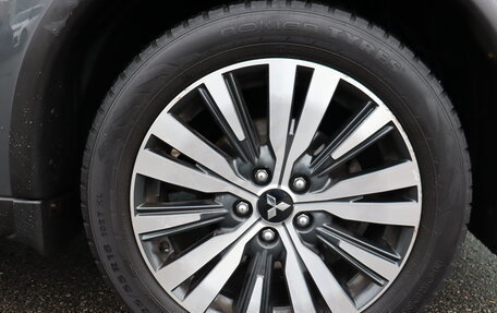 Mitsubishi Outlander III рестайлинг 3, 2021 год, 2 199 000 рублей, 26 фотография