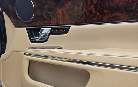 Jaguar XJ IV (X351), 2010 год, 4 800 000 рублей, 26 фотография