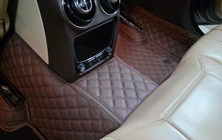 Jaguar XJ IV (X351), 2010 год, 4 800 000 рублей, 33 фотография