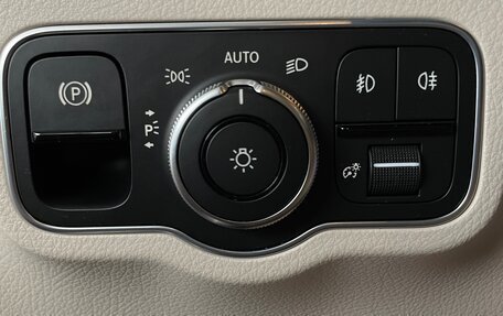 Mercedes-Benz GLA, 2020 год, 3 700 000 рублей, 14 фотография