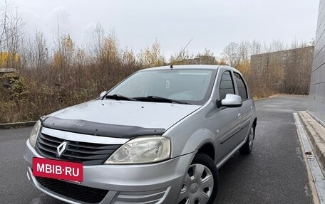 Renault Logan I, 2013 год, 575 000 рублей, 2 фотография