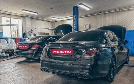 Mercedes-Benz E-Класс, 2017 год, 3 200 000 рублей, 6 фотография