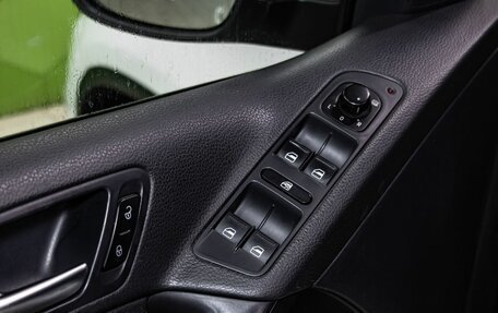 Volkswagen Tiguan I, 2011 год, 999 000 рублей, 20 фотография