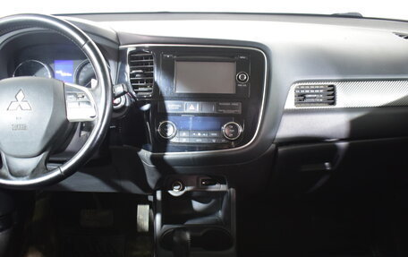 Mitsubishi Outlander III рестайлинг 3, 2012 год, 1 367 000 рублей, 17 фотография