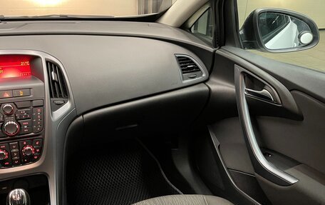 Opel Astra J, 2014 год, 870 000 рублей, 13 фотография