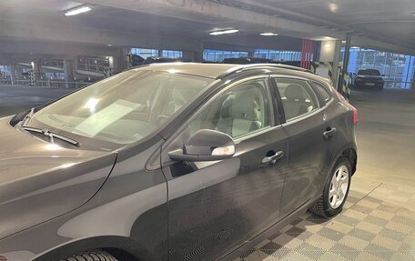 Volvo V40 Cross Country I, 2017 год, 1 963 000 рублей, 5 фотография