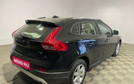 Volvo V40 Cross Country I, 2017 год, 1 963 000 рублей, 7 фотография