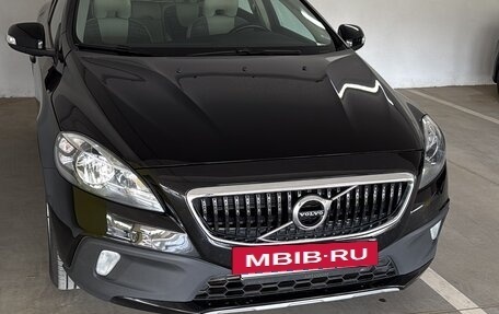 Volvo V40 Cross Country I, 2017 год, 1 963 000 рублей, 38 фотография