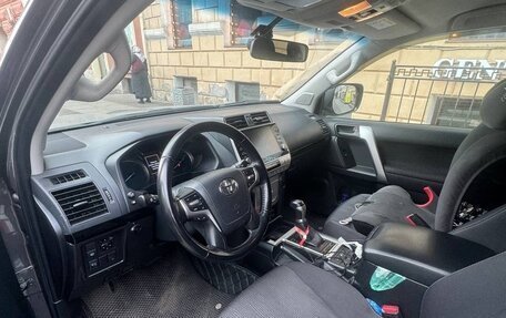 Toyota Land Cruiser Prado 150 рестайлинг 2, 2021 год, 4 800 000 рублей, 1 фотография