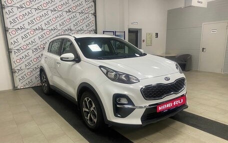 KIA Sportage IV рестайлинг, 2019 год, 1 796 000 рублей, 3 фотография