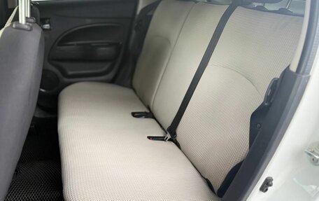 Mitsubishi Mirage VI рестайлинг, 2012 год, 560 000 рублей, 16 фотография