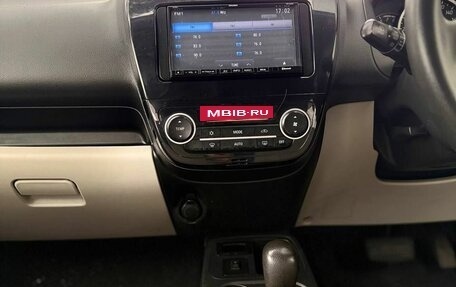 Mitsubishi Mirage VI рестайлинг, 2012 год, 560 000 рублей, 20 фотография