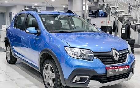 Renault Sandero II рестайлинг, 2021 год, 1 365 000 рублей, 3 фотография