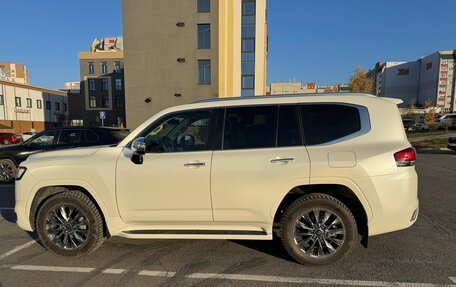 Toyota Land Cruiser, 2023 год, 13 100 000 рублей, 12 фотография
