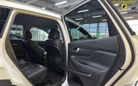 Hyundai Santa Fe IV, 2019 год, 2 350 000 рублей, 10 фотография