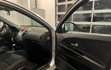 KIA cee'd I рестайлинг, 2007 год, 440 000 рублей, 27 фотография