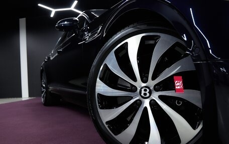 Bentley Flying Spur, 2022 год, 27 900 000 рублей, 10 фотография